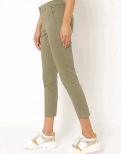 Levi&#39;s Casual Pants