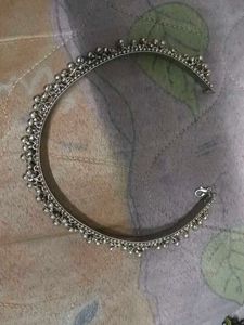 Silver Tone Necklace