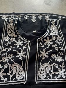 Elegant Black Embroidered Kurta