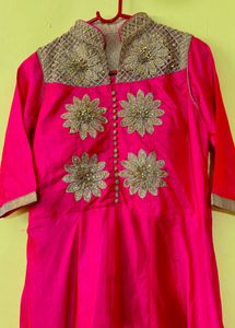 Elegant Pink Embroidered Kurta Set