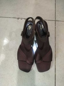 Elegant Brown Heeled Sandals
