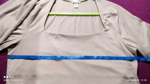 Square Neck Long Sleeve Top