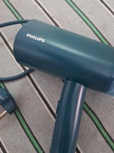 Philips STH3000 Handheld Garment Steamer