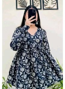 Black Floral Trendy V-neck Short Kurta Top