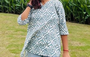 Patterned Tunic Top