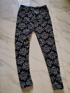 Combo Sweater And Trouser