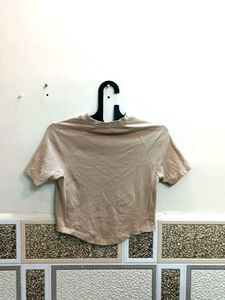 Graphic Print Crop Top