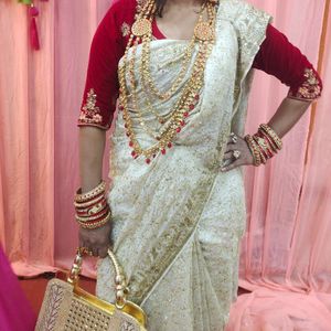 Silk Saatan Ki Sadi Ka Work Sitaron KLike New Sirf