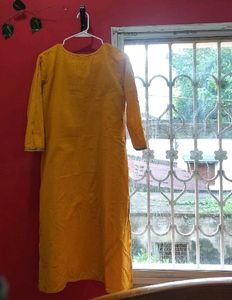 Yellow Cotton Kurta In Size M