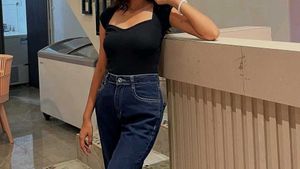 Black Crop Top