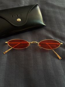 Red Retro Sunglass