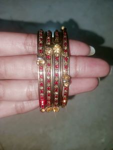 4 Bangles Set Looks Like New