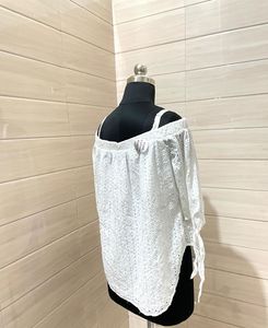 Pintresty 🌸White Off-Shoulder Top