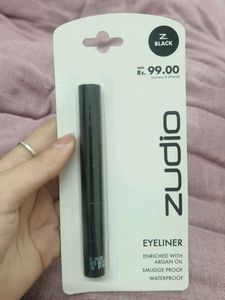 Zudio Z black eyeliner