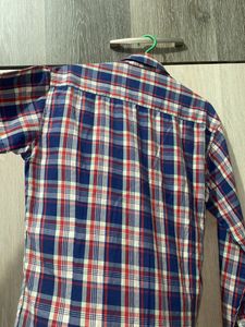 Tommy Hilfiger 👕 With Small And Fine Checks