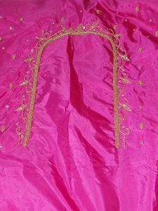 Pink Blouse Pis
