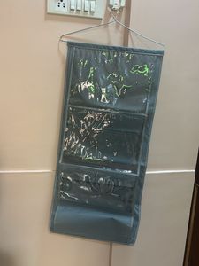 Hanging handbag Organizer