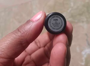 Og MAC Regular Lipstick In Shade All Fired UP