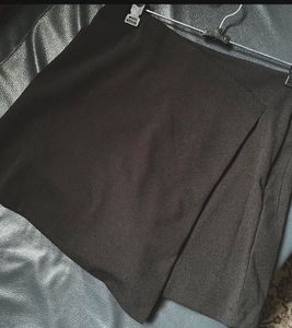 Zastraa Mini Skort with Brand 🏷️