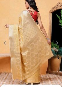 New Golden Readytowear Saree wth Unstitched blouse