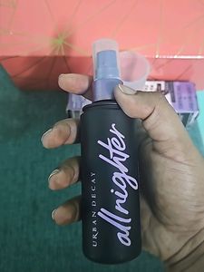 ALL Nighter Setting Spray From Urban DECAY
