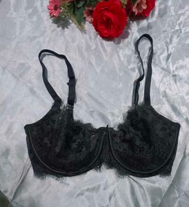 Imported Victoria&#39;s Secret Wired Bra