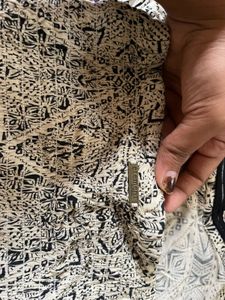 Pattern Dress with Slit