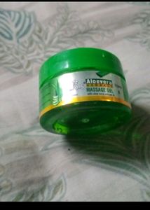 Aloevera Massage Gel & 5 Makeup Brushes