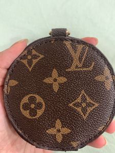 Mini Clutch On Any Bag Louis Vuitton