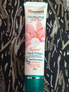 Himalaya Natural Glow Kesar Face Cream
