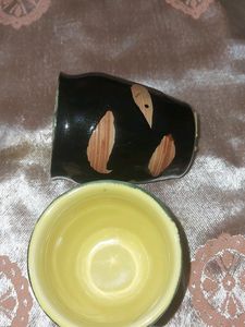 BLACK CUP PAIR