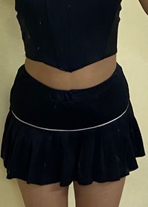 Mini Black Y2K Skirt