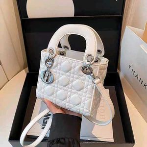 IMPORTED HIGH QUALITY DIOR LOOK SLING BAG