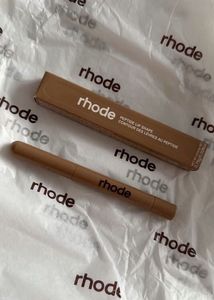 Rhode Peptide Lip Liner With Smudger