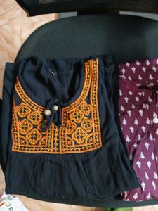 Stylish Women&#39;s Kurtas - Set of 2