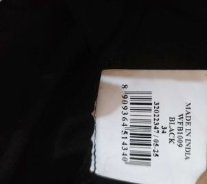 Straight Fit Full Length Black Pant With Pockets