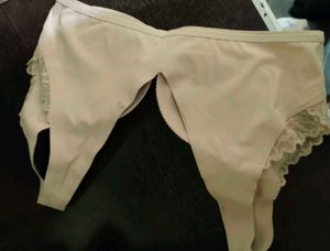 Nude Wireless Everyday Bra