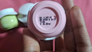 Dot &amp; Key Moisturizer Set