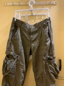 H&amp;M vintage Olive Cargo Pants