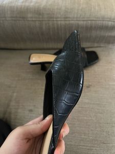 H&amp;M KITTEN HEELS