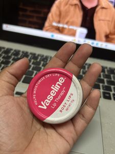 Vaseline lip Therapy
