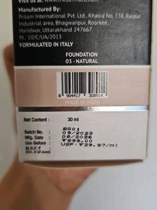 Derma Co Niacinamide Foundation shade no 3