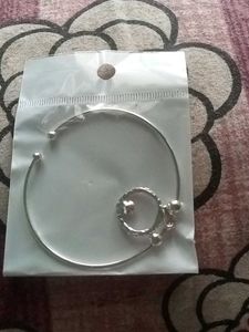 Silver Tone Bangle Bracelet