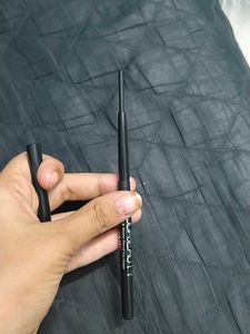 Huda Beauty Black Eyeliner