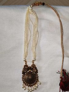 Pearl &amp; Antique Gold Tone Pendant Necklace