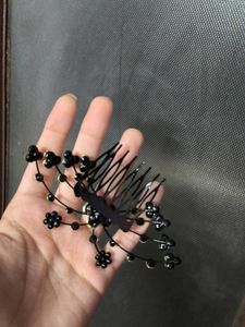 Sparkling bun clip