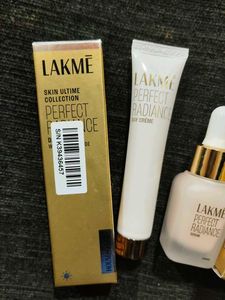Lakme Combo For 350
