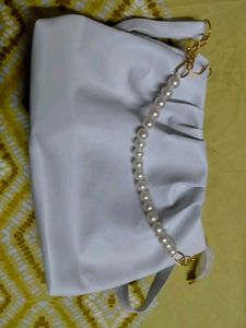 Cute Pearl Handbag🤍✨