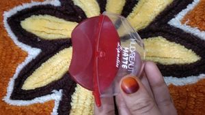 Apple Lipstick