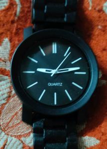 Quartz Black Wrist Watch
